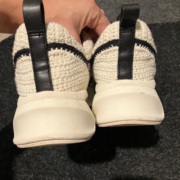 PRICE IS FIRM* Tory Burch Woven Black and Cream Sneakers - Picture 2 of 5